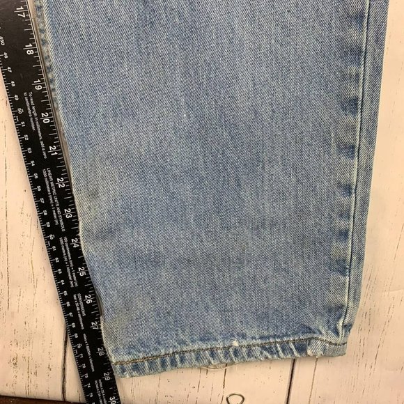 Levi’s 550 38 Regular Fit Faded Mid Rise Light Blue Jeans Pants Denim Mens - Picture 10 of 12